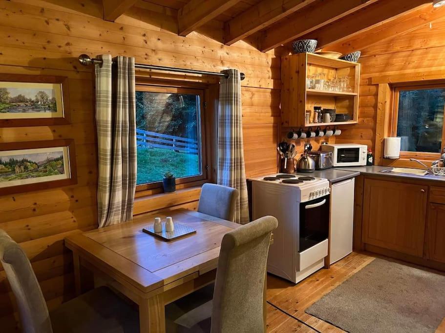Riverside Lodge In Killiecrankie Bridge of Tilt Εξωτερικό φωτογραφία